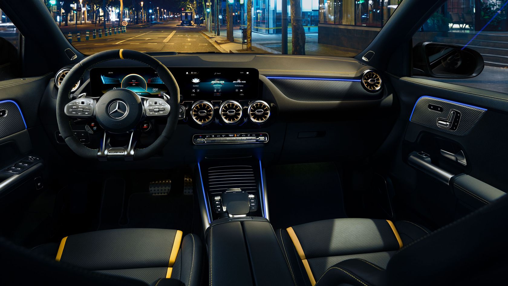 Mercedes-AMG GLA Дизайн интерьера #2