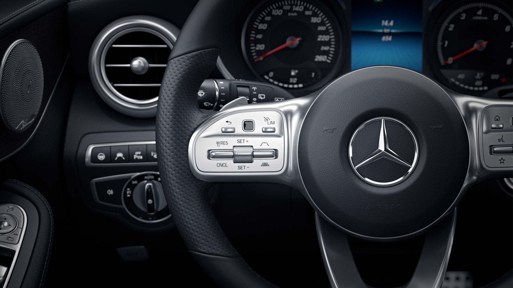 Безопасность Mercedes-Benz С-Class Кабриолет Вспомогательные системы и безопасность #4