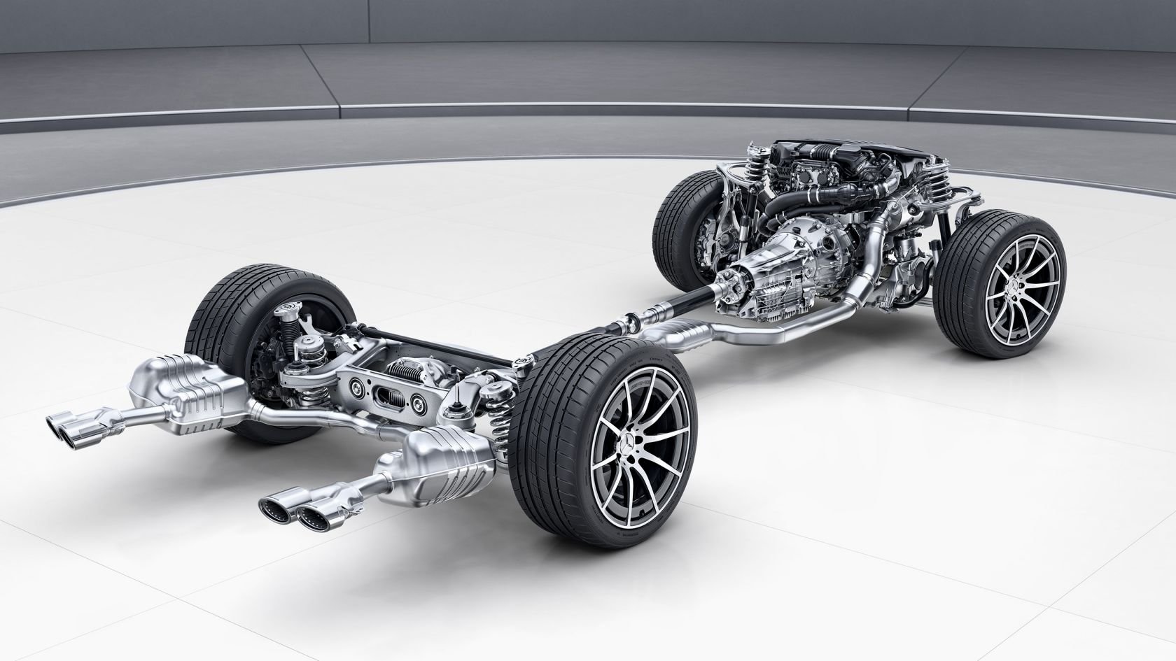 Безопасность Mercedes-AMG GT 4-дверное Купе Вспомогательные системы #2