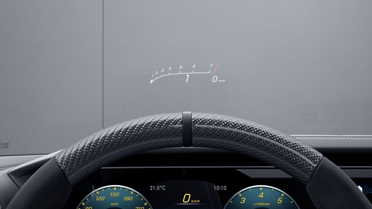 Безопасность Mercedes-AMG GT 4-дверное Купе Вспомогательные системы #2