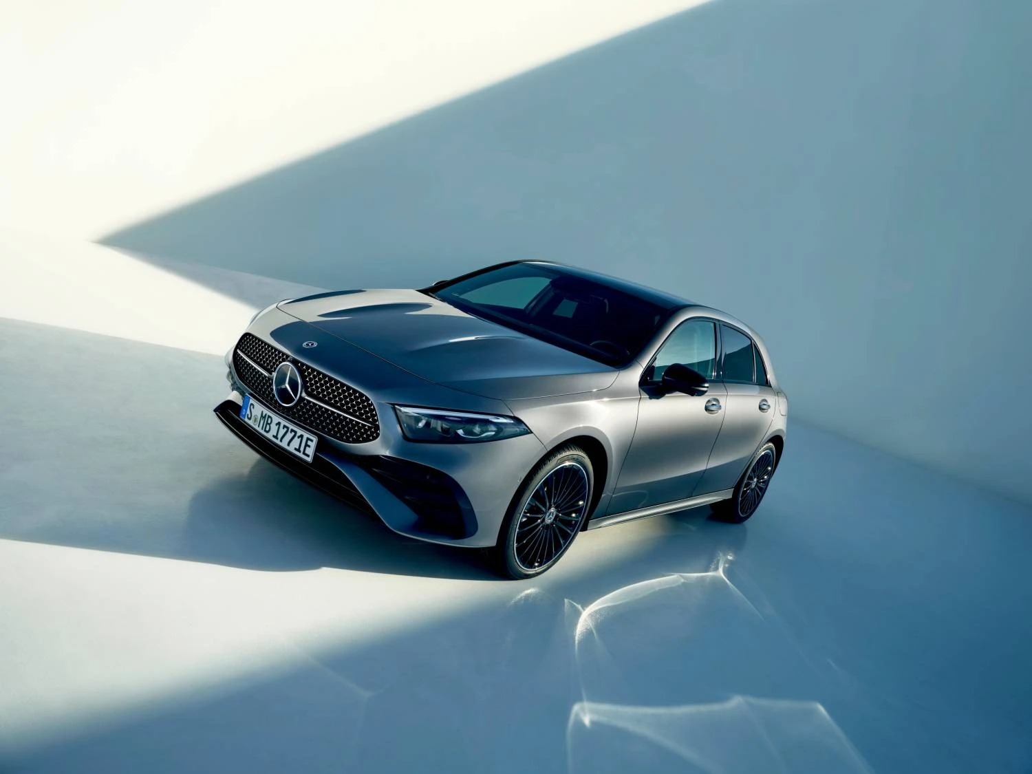 Оновлений Mercedes-Benz A-Class Хетчбек
