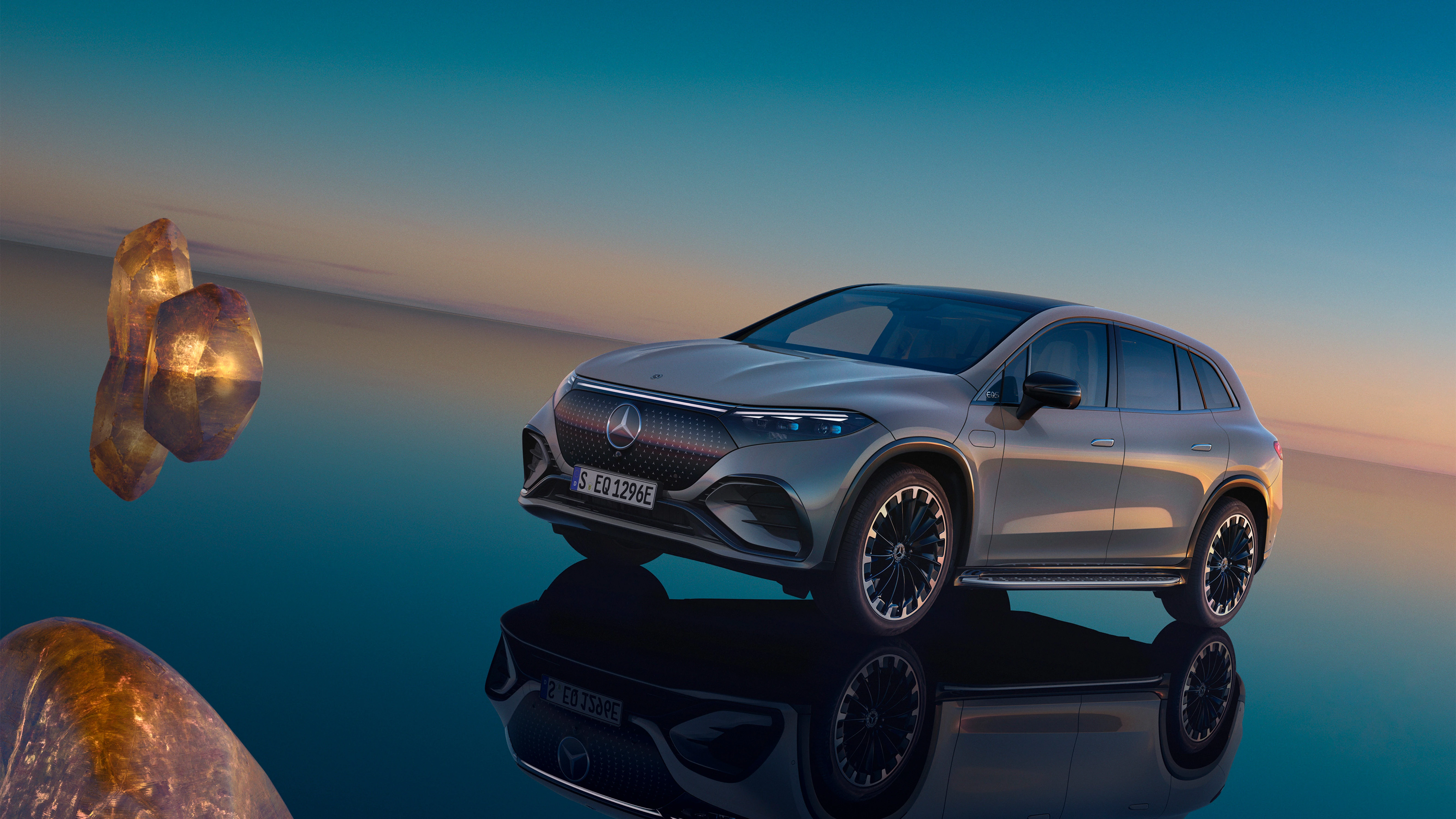 Спеціальна пропозиція на EQS SUV