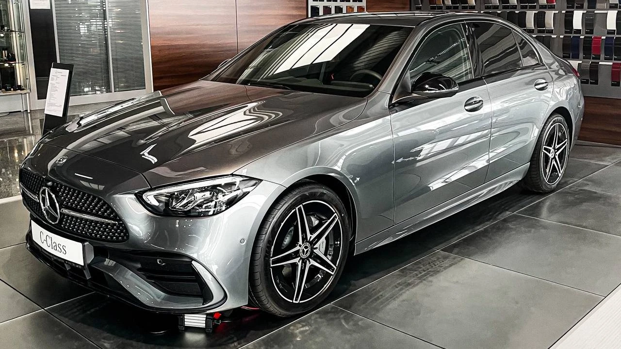 Новый C-Клас уже ждет Вас в нашем автосалоне!