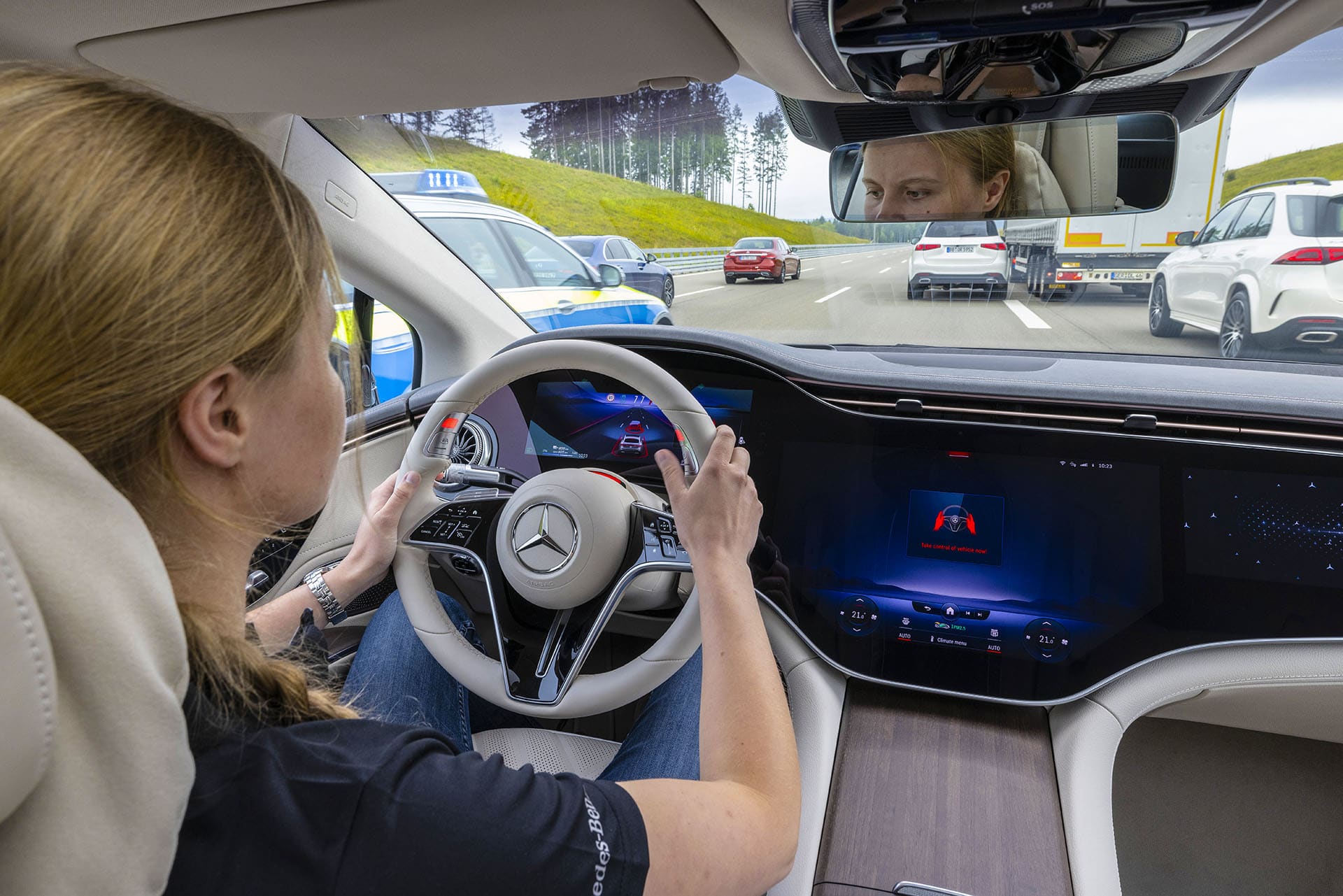 5 переваг електромобілів Mercedes Benz перед бензиновими автомобілями