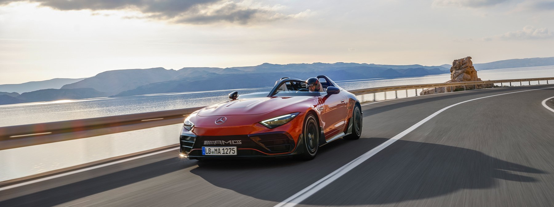 Новий Mercedes-AMG PureSpeed: ексклюзивна серія святкує світову прем'єру