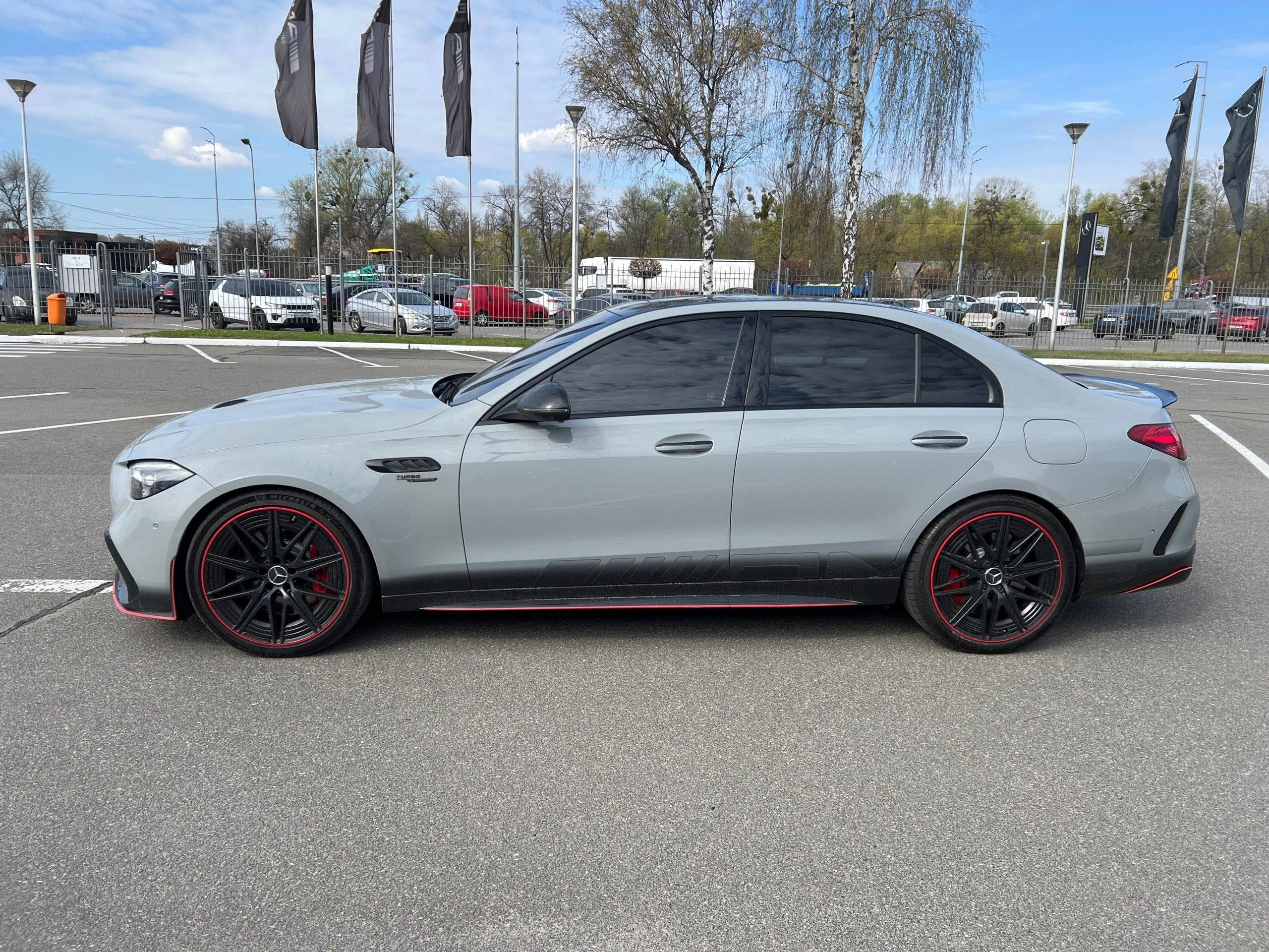 Mercedes-AMG C 63 S E PERFORMANCE F1 Edition